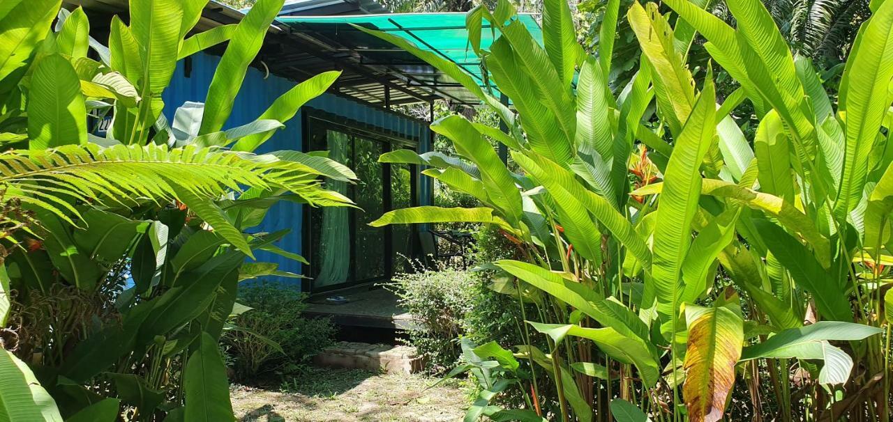 Hug Rimtharn Hotel Ban Khao Klom Exterior foto
